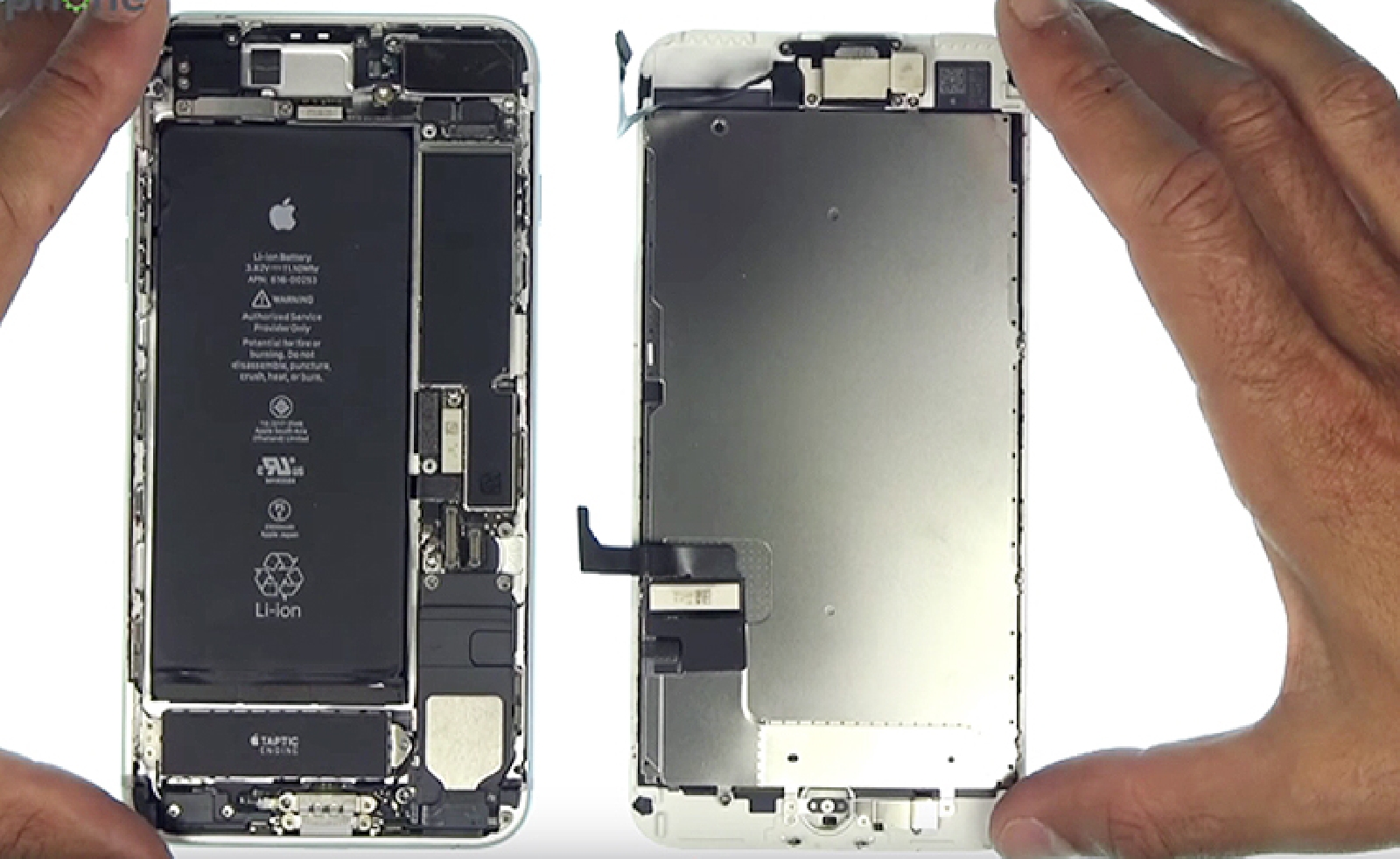 Changement d'écran complet pré-monté (châssis+vitre+LCD) sur iPhone 7 Plus photo 3